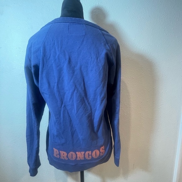 ‘47 brand Denver Broncos Vintage Style Sweatshirt- Size L (fits closer to a M) - Picture 7 of 11